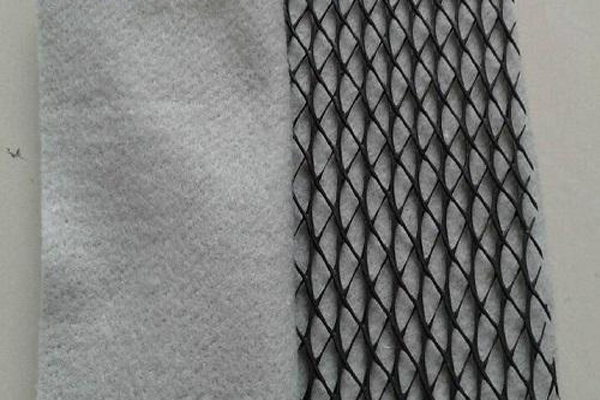 三維復(fù)合排水網(wǎng)鋪設(shè)的3個(gè)關(guān)鍵注意事項(xiàng)  第1張